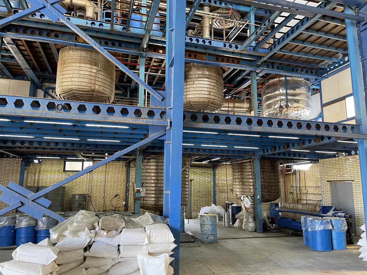 تجهیزات کارخانه رزین و چسب صنعتی / Industrial resin and adhesive factory equipment